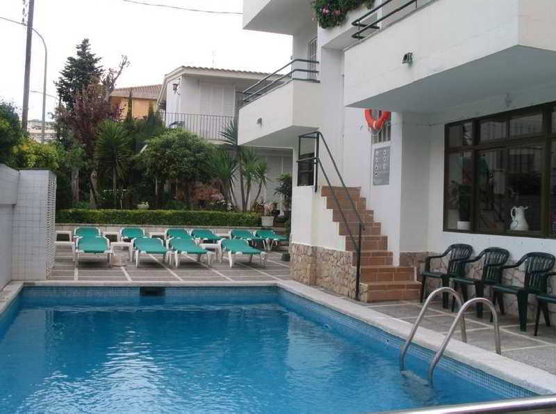 Hostal Magnolia Lloret de Mar Eksteriør bilde