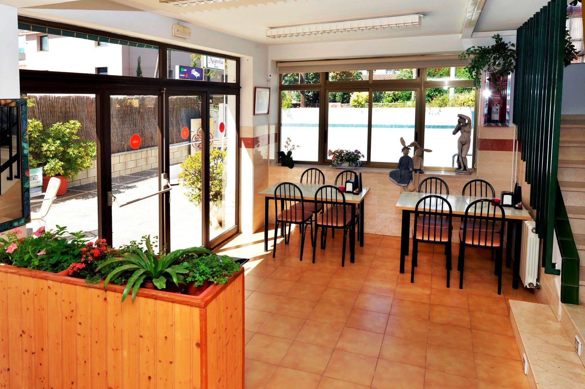 Hostal Magnolia Lloret de Mar Eksteriør bilde